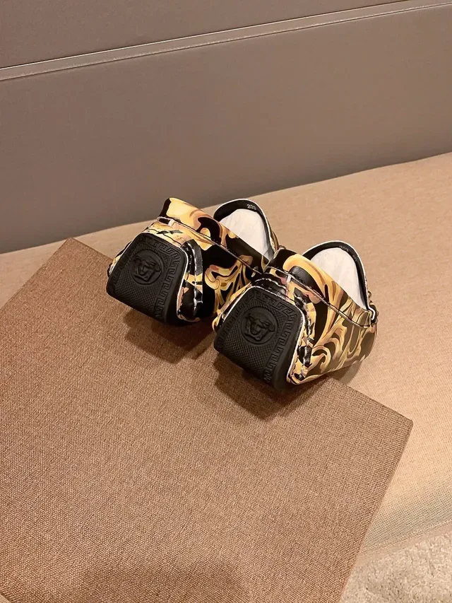 Moccasins Versace avec impression baroque et médaillon Médusa 2
