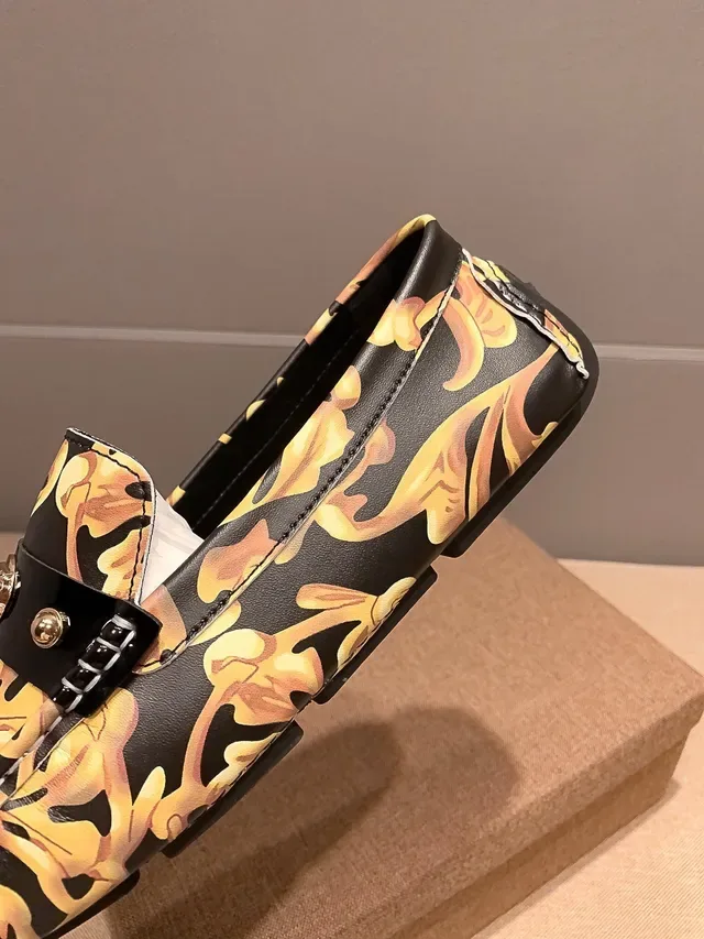 Moccasins Versace avec impression baroque et médaillon Médusa 5