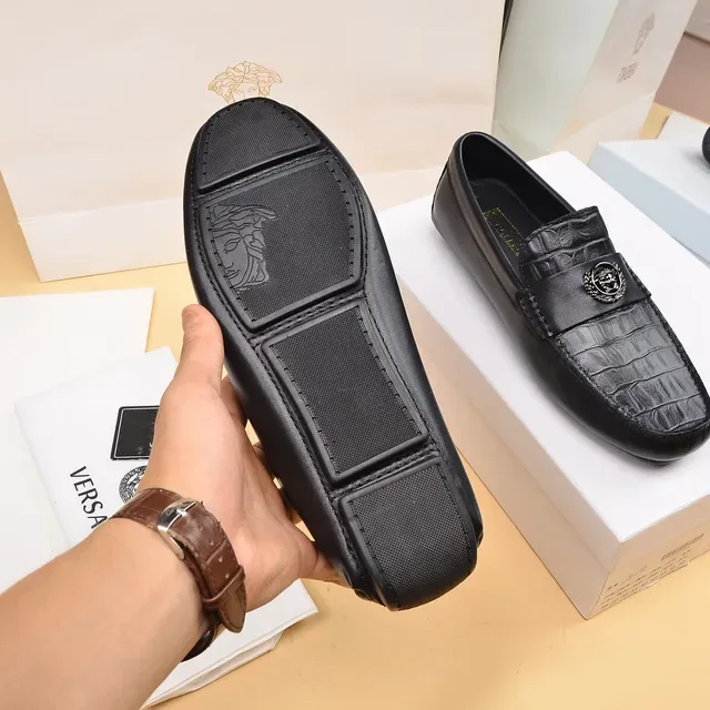 Versace Loafer Noir Argent Cuir Croc-Embossé Tête Medusa Boucle Métal 4