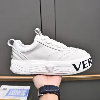 Versace प्रतिक्रिया श्रृंखला सफेद Medusa एम्बॉस जीवनशैली स्नीकर