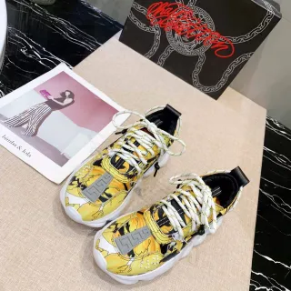 Versace Chain Reaction पीला बारोक फ्लोरल प्रिंट चंकी स्नीकर्स