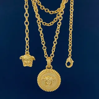 Versace सोने का Medusa Head Motif नेकलेस