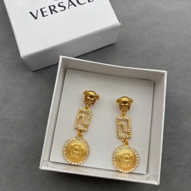 Versace Boucles d'oreilles Or Argent Motif Tête de Médusa Borde Greca 2