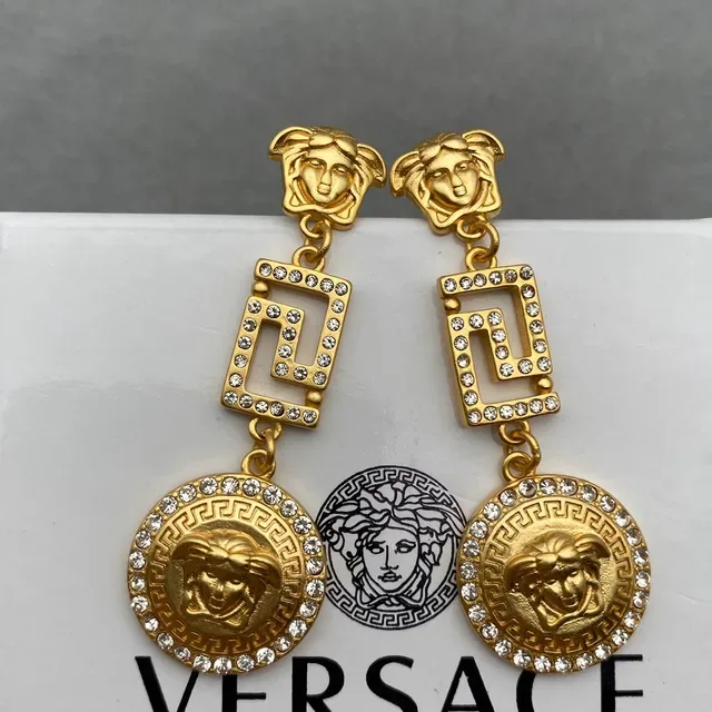 Versace Boucles d'oreilles Or Argent Motif Tête de Médusa Borde Greca 4