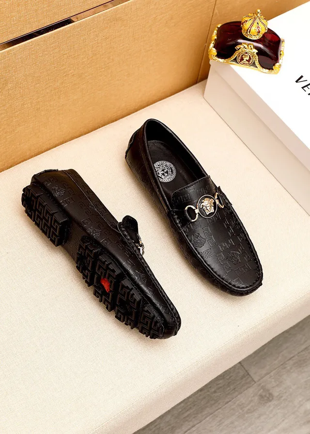 Versace Greca Medusa Horsebit Loafer لوافر جلد أسود 8