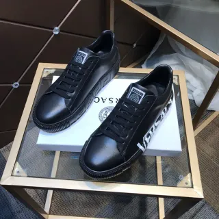 Versace Greca Odissea 黑色皮革生活方式运动鞋