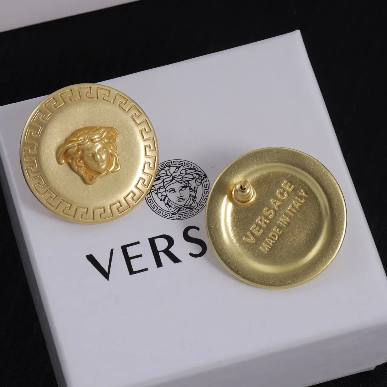 Versace Greca Odissea Boucles d'oreilles Médusa doré 3