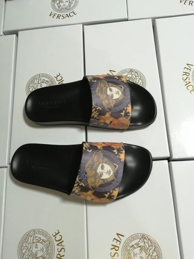 Versace Greca Odissea Medusa-Print Black Slippers 2