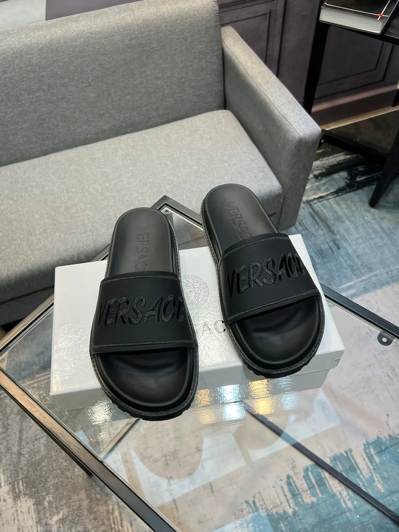 Versace Odissea 黑色模制橡胶拖鞋 5