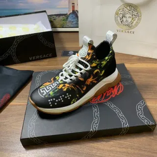 Versace Odissea काली नारंगी हरी फूल प्रिंट लाइफस्टाइल स्नीकर
