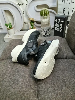 Y-3 Future Racer Pro 1 Lightstrike Pro Periwinkle Lifestyle Sneakers 6