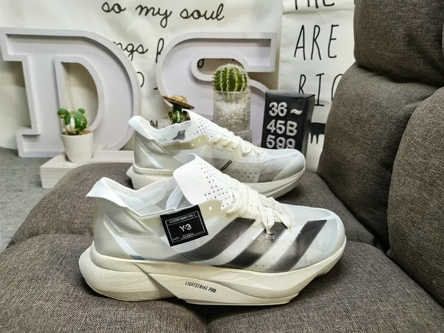Y-3 Future Racer Pro 1 Lightstrike Pro Periwinkle Lifestyle Sneakers 21