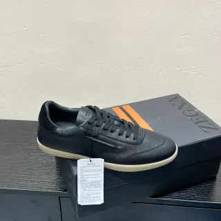Zegna 黑色粒面皮革低帮生活方式运动鞋