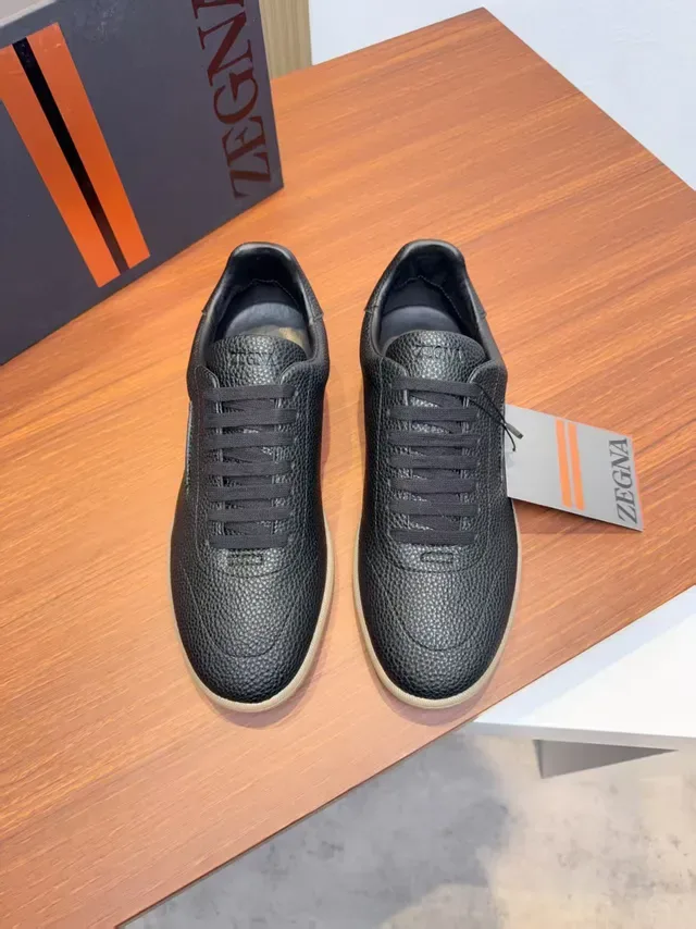 Zegna Textured Black Leather Low-Top Lifestyle Sneakers 5