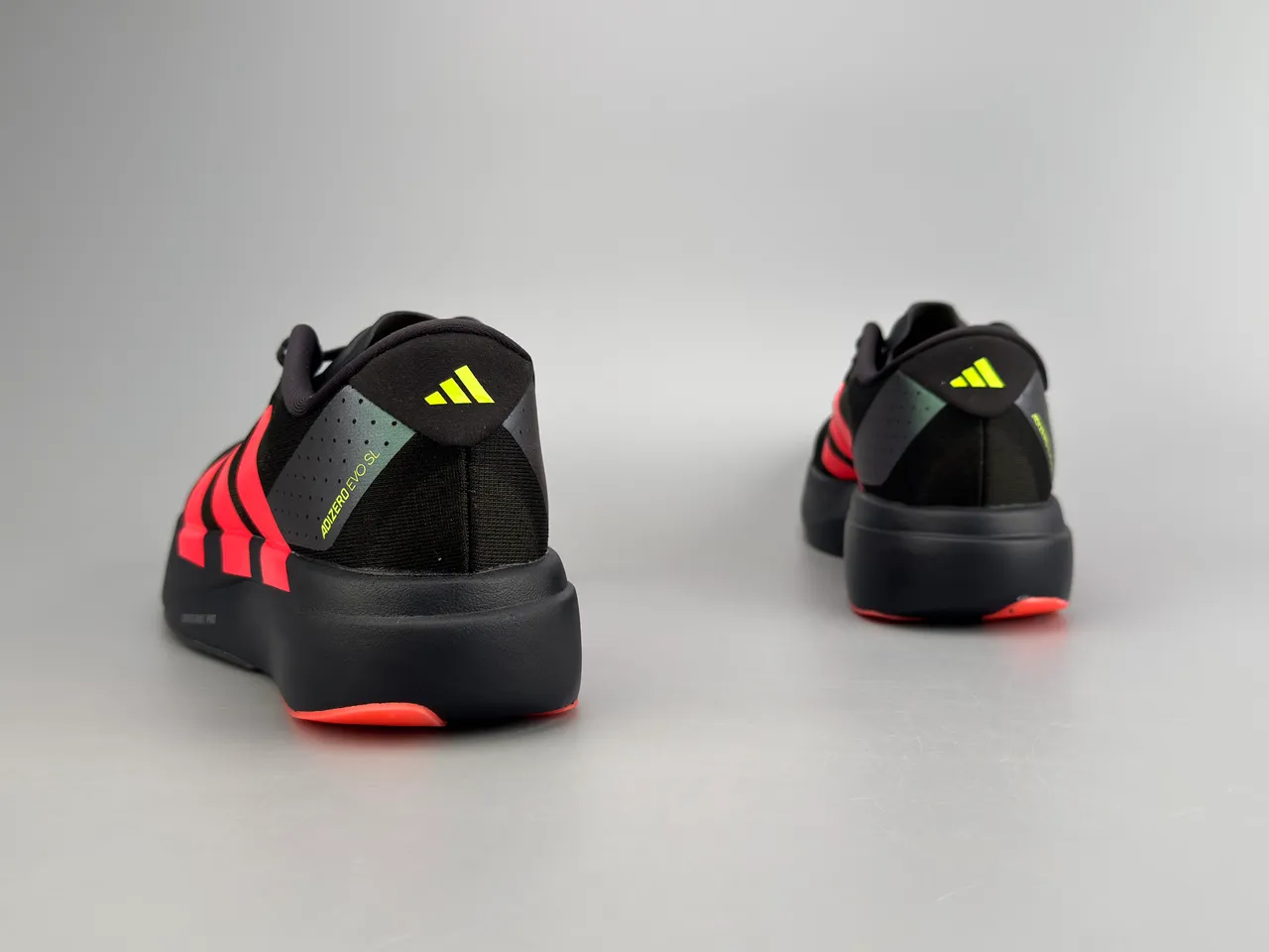 Adidas Adizero Evo SL Zapatos de correr negros rojos 8