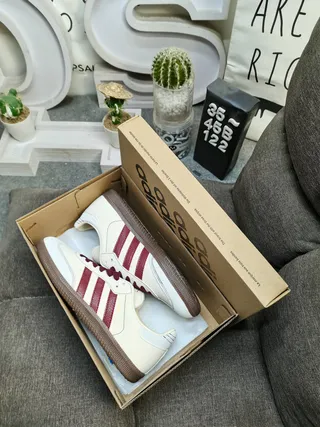 Adidas Beige Burgundy Low-Top Cupsole Lifestyle Sneakers 3