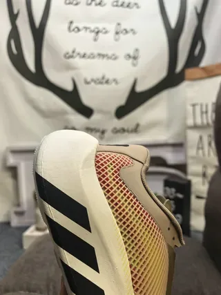 Adidas Beige Gold Sculpted Wavy Midsole Layered Mesh And Synthetic Upper Lifestyle Sneakers 3