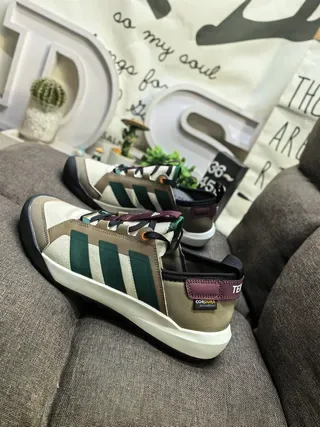 Adidas Beige Green Laceless Slip-On Three-Stripe Side Panel Lifestyle Sneakers 7