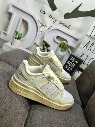 Adidas Beige Pink Low-Top Padded Collar Lifestyle Sneakers 9