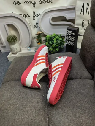 Adidas Beige Red Low-Top Textile Upper Lifestyle Sneakers 16