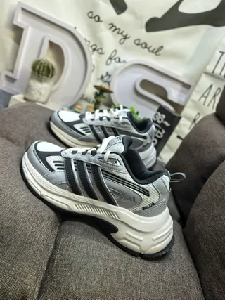 Adidas Black Beige Midsole Mesh And Synthetic Overlay Upper Chunky Sneakers 16
