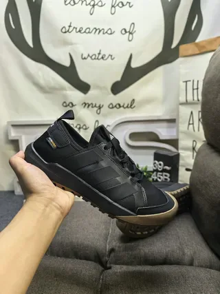 Adidas Black Brown Low-Top Textile Upper Lifestyle Sneakers 5