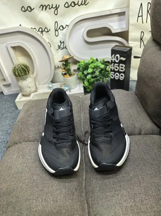 Adidas Black White Engineered Mesh Upper Sculpted Midsole Running Shoes 10