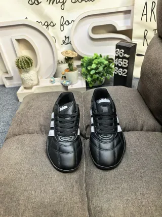 Adidas Black White Low-Top Quilted Toe Sneakers 10