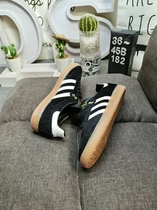 Adidas Black White Low-Top Suede Upper Lifestyle Sneakers 6
