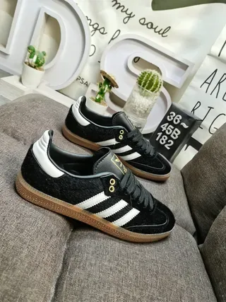 Adidas Black White Low-Top Suede Upper Lifestyle Sneakers 9