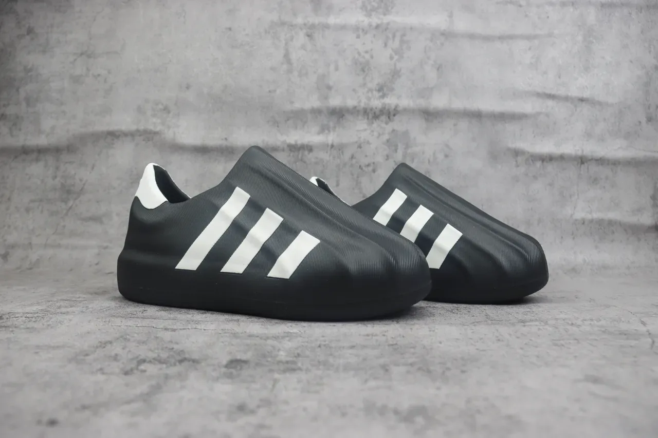 Adidas Black White Slip-On Molded Sole Sneakers 3