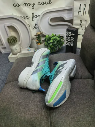 Adidas Blue Gray Gradient Knit Upper Sculpted White Midsole Running Shoes 6