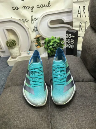Adidas Blue Gray Gradient Knit Upper Sculpted White Midsole Running Shoes 10