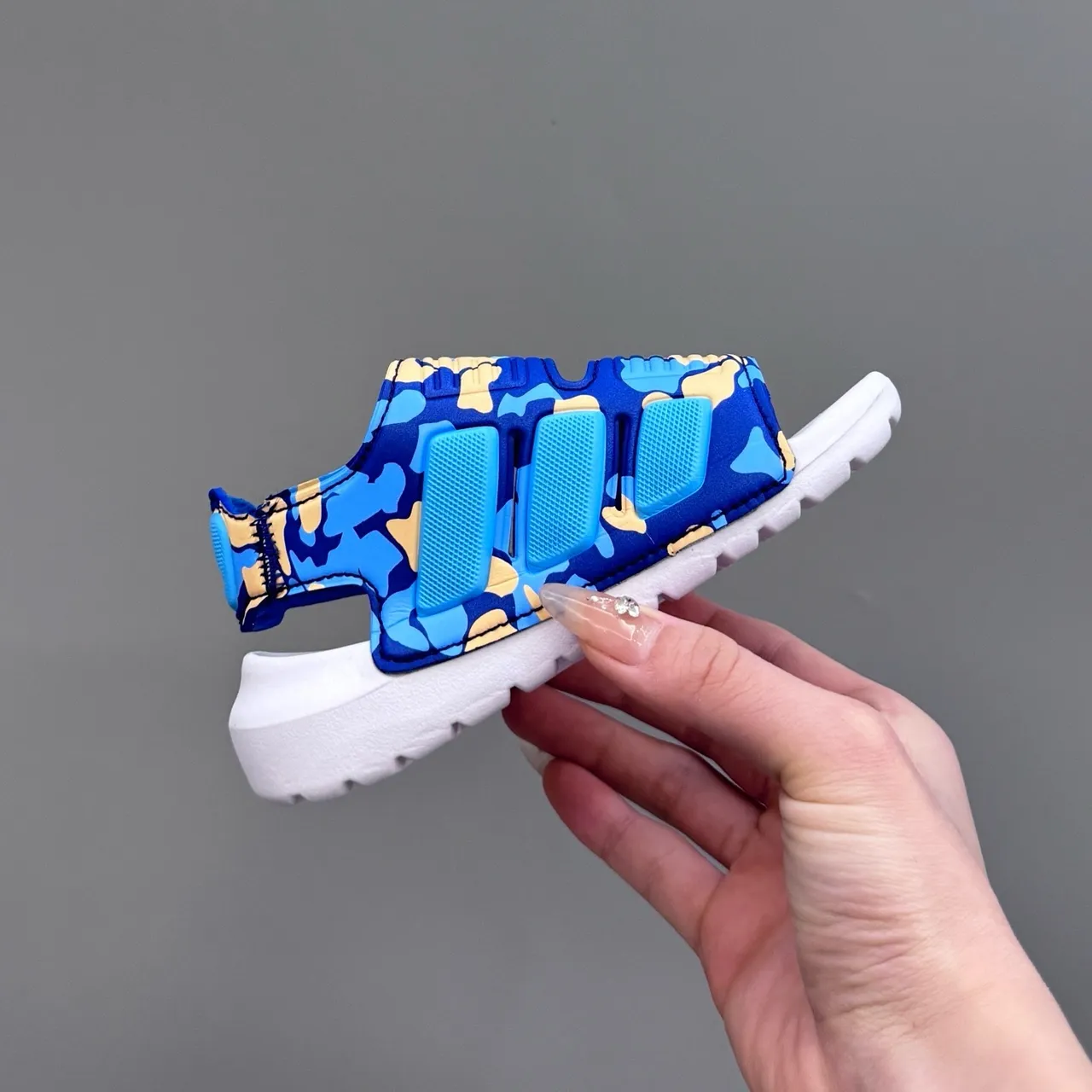 Adidas Blue Multicolor Strap-Fastened Camo-Print Upper Casual Sandals 13