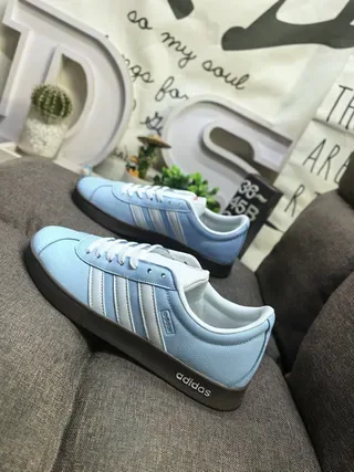 Adidas नीला सफेद लो-टॉप सूड-टेक्सचर्ड अपर लाइफस्टाइल स्नीकर्स 7
