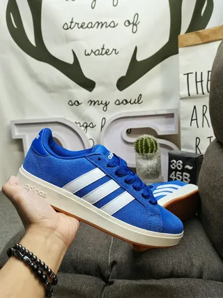 Adidas Blue White Low-Top Suede-Textured Upper Lifestyle Sneakers 5