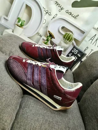 Adidas Burgundy Purple Low-Top Mixed-Material Upper Lifestyle Sneakers 7