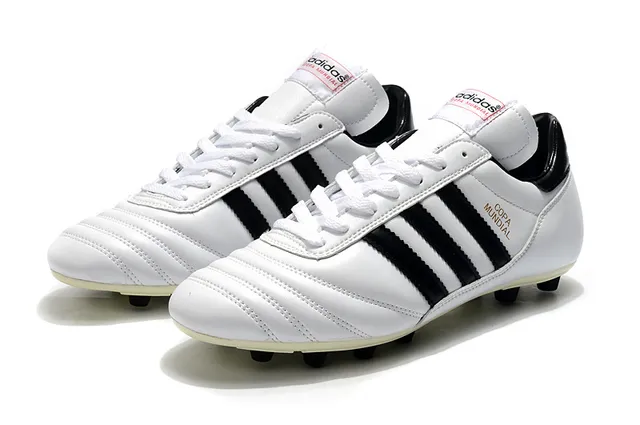 Adidas Copa Mundial Preto Branco Sapatos de Futebol para solo firme 5