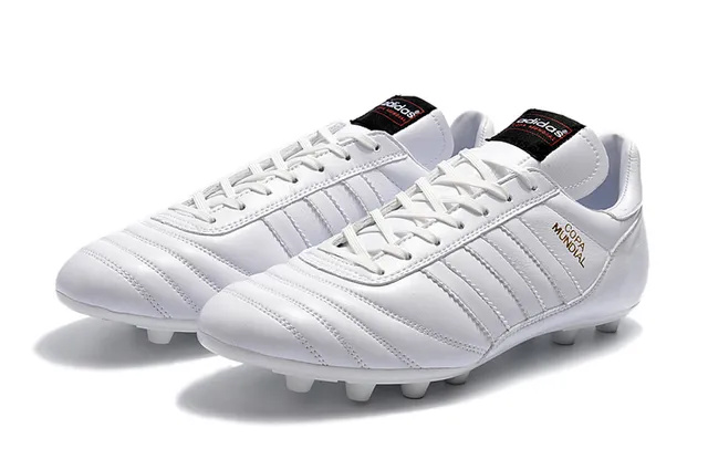 Adidas Copa Mundial Preto Branco Sapatos de Futebol para solo firme 15