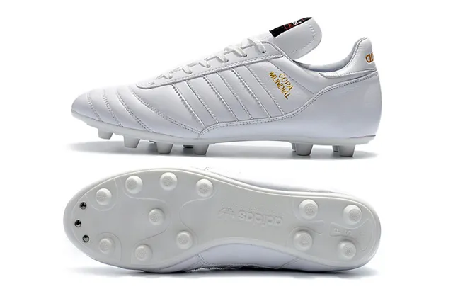 Adidas Copa Mundial Preto Branco Sapatos de Futebol para solo firme 16