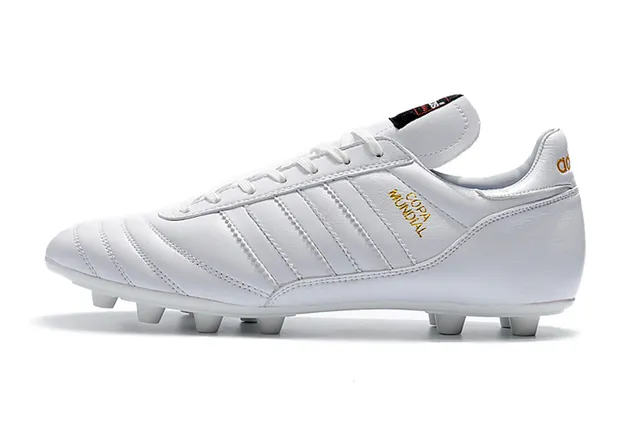 Adidas Copa Mundial Preto Branco Sapatos de Futebol para solo firme 17