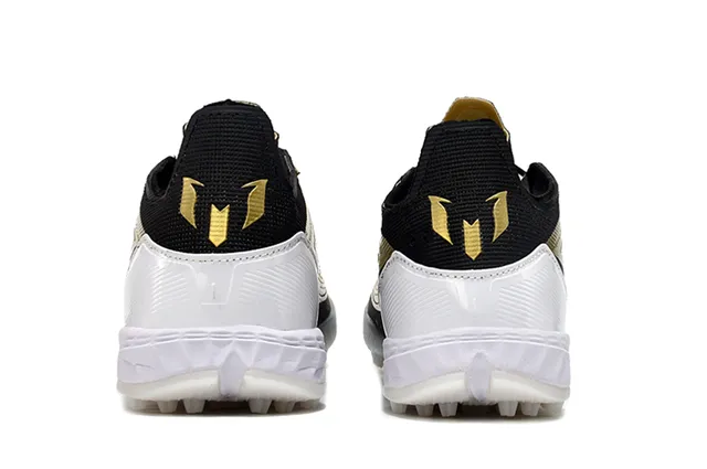 Adidas F50 Noir et Or Focus sur la Vitesse Silhouette à Coupe Basse Panneau d'Accent Métallique Chaussures de Football pour Turf 3