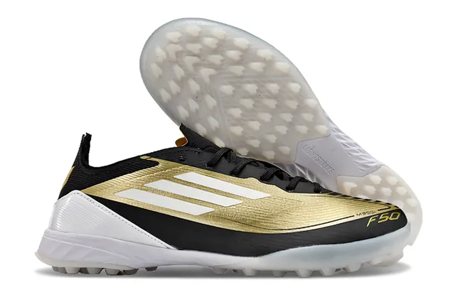 Adidas F50 Noir et Or Focus sur la Vitesse Silhouette à Coupe Basse Panneau d'Accent Métallique Chaussures de Football pour Turf 4