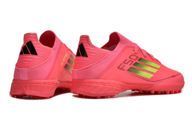 Adidas F50 Chuteiras de futebol turf com upper de knit rosa verde, detalhes de listras gradient 5