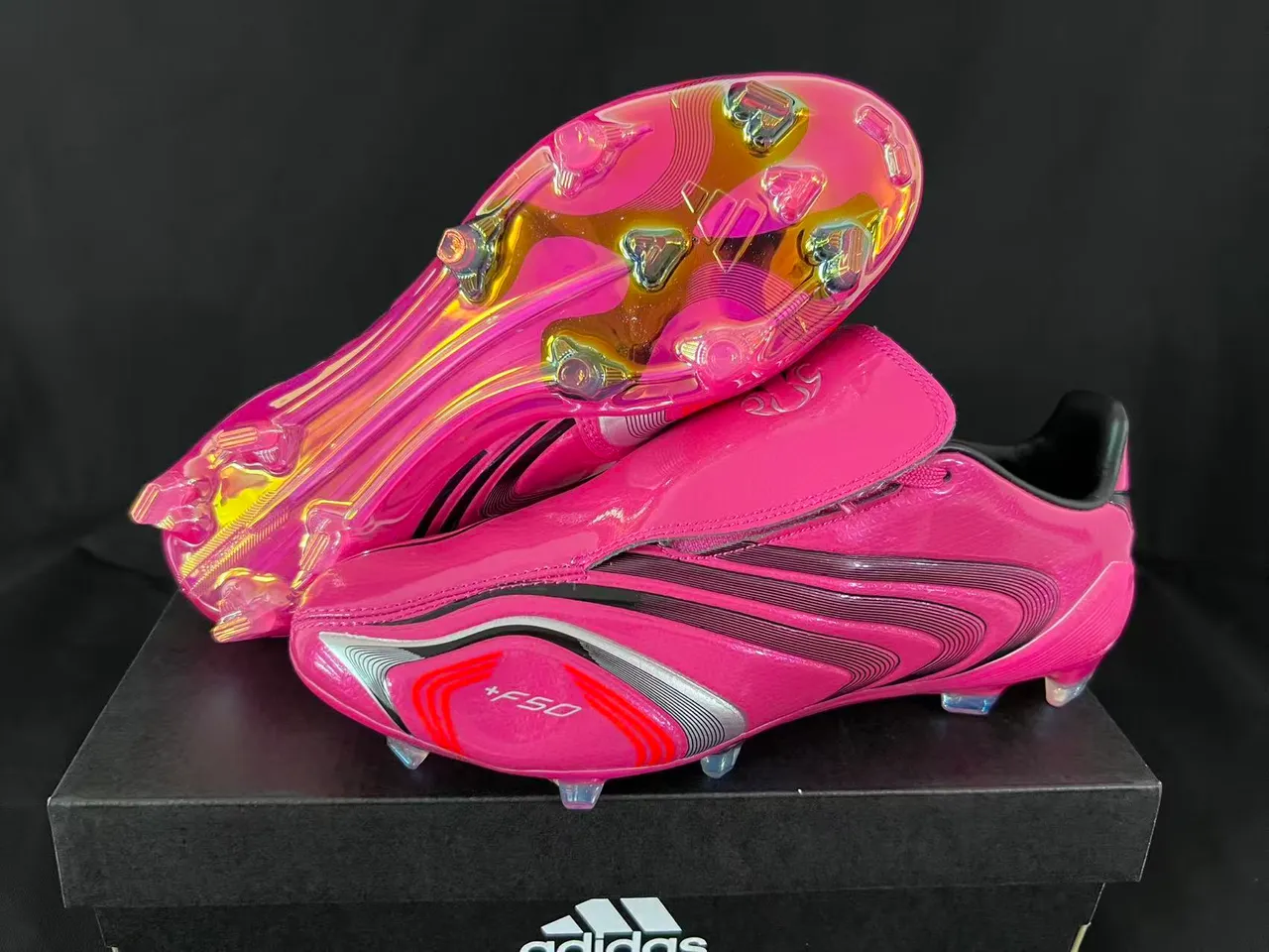 Adidas F50 Pink Silver Glossy Synthetic Upper Iridescent Translucent Sole Firm-Ground Soccer Shoes 9