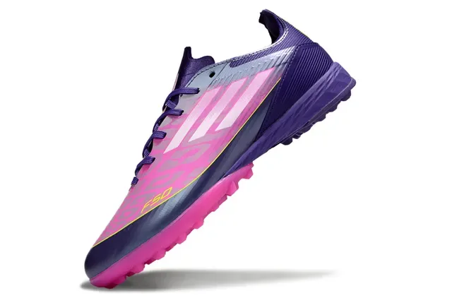 Adidas F50 Violet Rose Chaussures de football synthétiques low-cut crampons coniques gazon 10