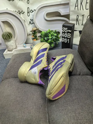 Adidas Gold Purple Metallic Upper Three-Stripe Overlay Running Shoes 6