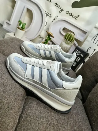 Adidas Gray White Low-Top Runner Silhouette Suede And Textile Paneling Lifestyle Sneakers 7