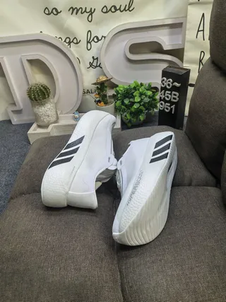 Adidas Hyperboost White Lifestyle Sneakers 16