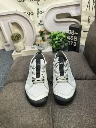 Adidas Laceless Slip-On Three-Stripe Lifestyle Sneakers 10